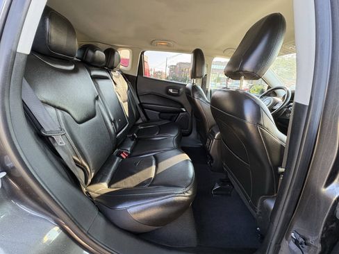 Used 2020 Jeep Compass Limited AWD/4WD image 27