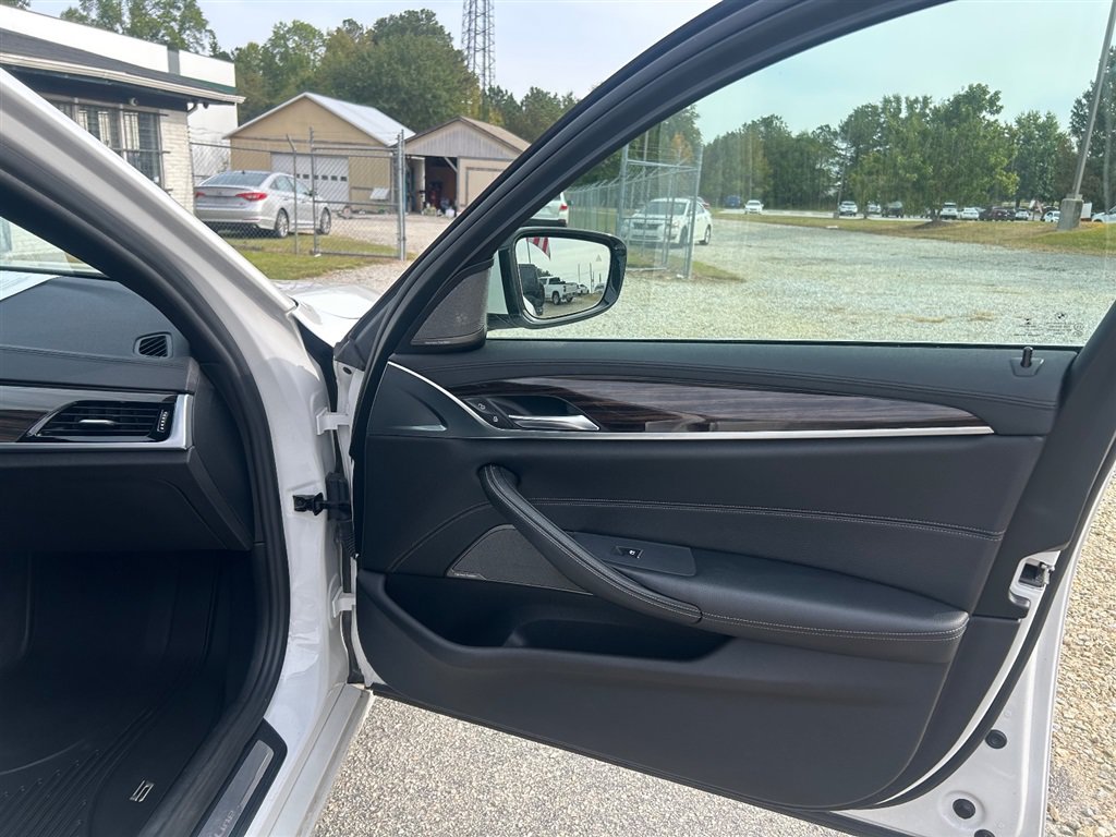 Used 2017 BMW 530i RWD image 29