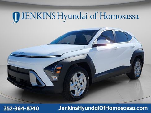 New 2026 Hyundai Kona SE image 1
