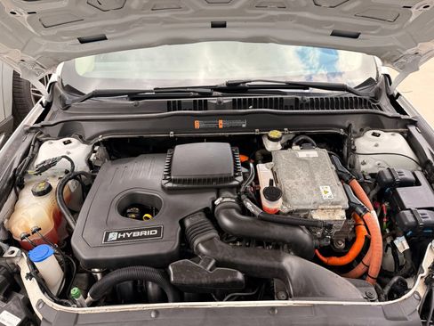 Used 2018 Ford Fusion SE w/ Equipment Group 602A FWD image 36