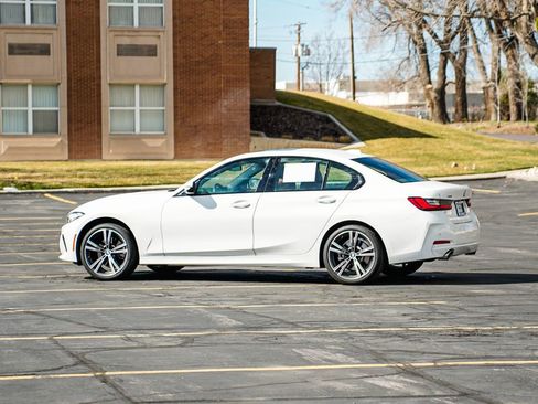 Used 2023 BMW 330i xDrive Sedan w/ Driving Assistance Package image 7