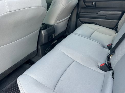 Used 2025 Toyota Tacoma SR5 AWD/4WD image 12