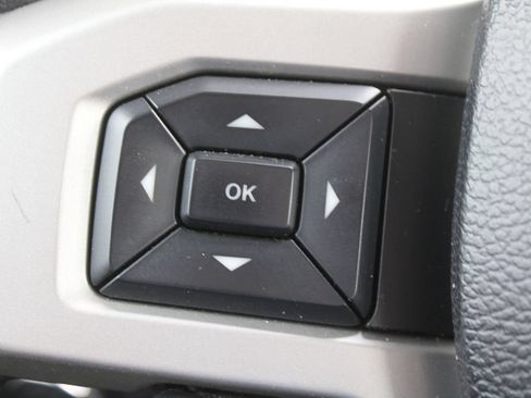 Used 2019 Ford F350 Lariat w/ Lariat Value Package AWD/4WD image 34