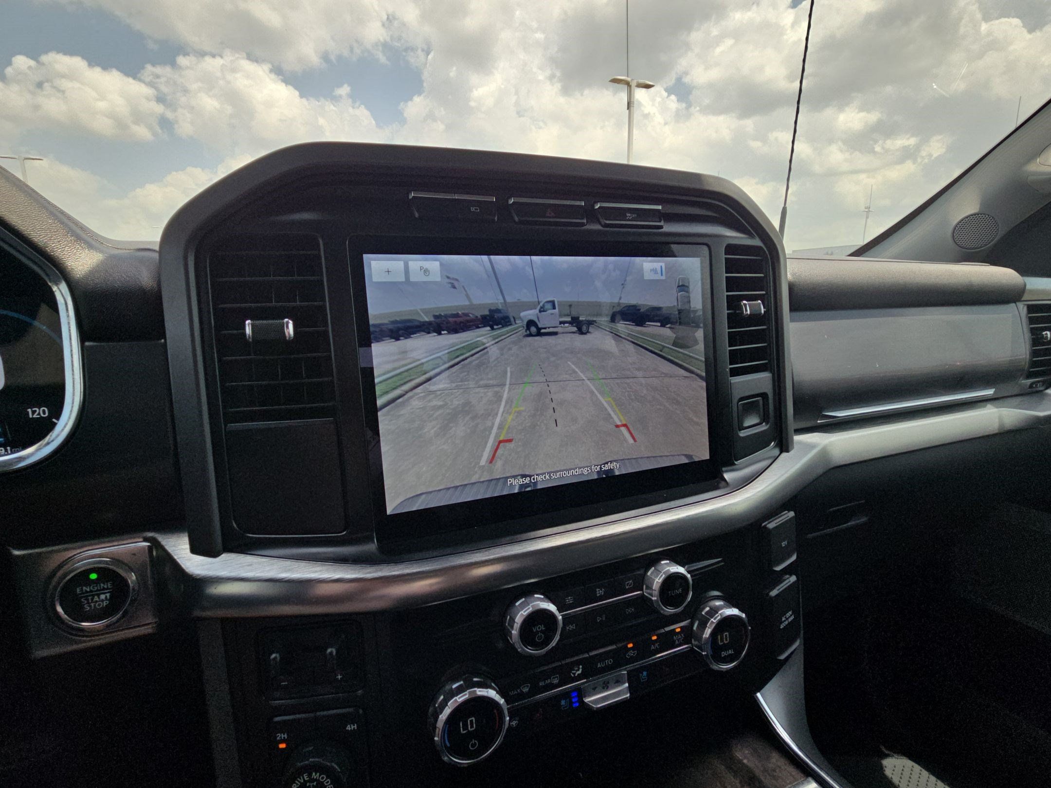 Used 2021 Ford F150 Lariat w/ Equipment Group 502A High AWD/4WD image 26