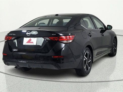 Used 2024 Nissan Sentra SV FWD image 5
