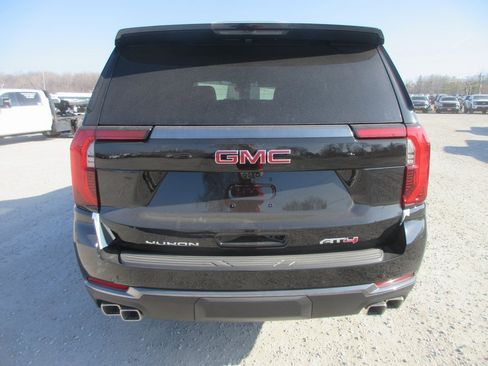 New 2026 GMC Yukon AT4 image 5