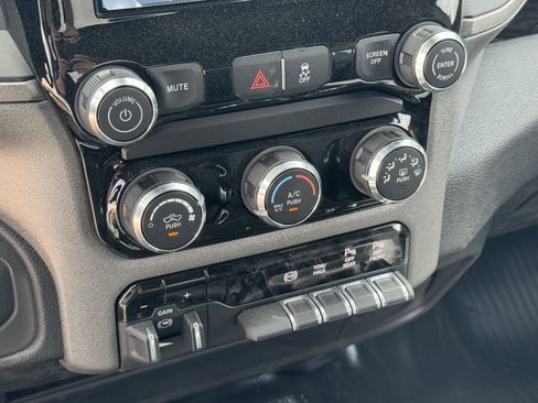 New 2026 RAM 3500 Tradesman AWD/4WD image 21