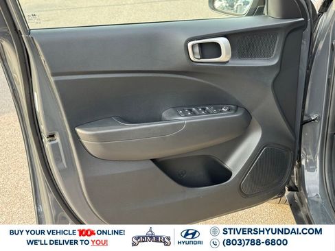 Certified 2023 Hyundai Venue SEL w/ Cargo Package image 24