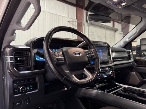 Used 2023 Ford F350 Lariat w/ Lariat Ultimate Package AWD/4WD image 5