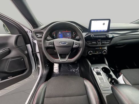 Used 2025 Ford Escape ST-Line FWD image 6