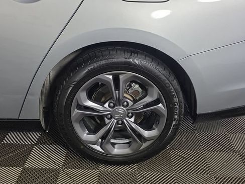 Used 2024 Honda Accord EX-L image 16