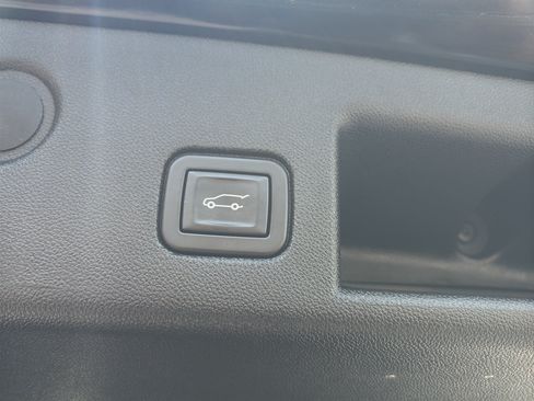 Used 2020 Chevrolet Equinox LT AWD/4WD image 5