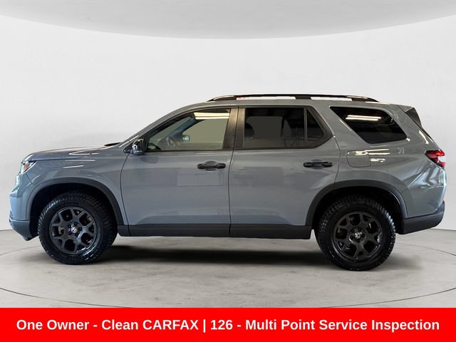 Used 2025 Honda Pilot TrailSport image 2