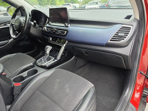 Used 2022 Kia Seltos S FWD image 10