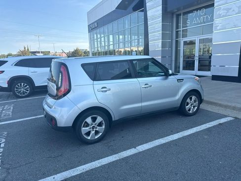 Used 2019 Kia Soul FWD image 8