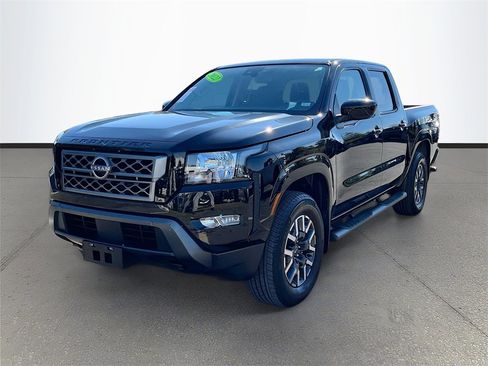 Used 2022 Nissan Frontier SV image 3