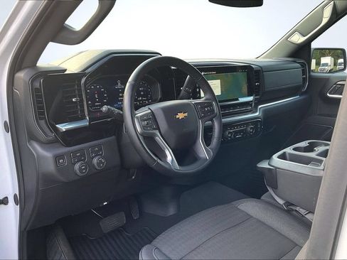 Used 2026 Chevrolet Silverado 1500 LT AWD/4WD image 19