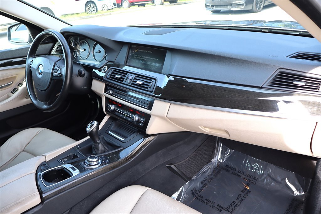 Used 2011 BMW 535i Sedan RWD image 18