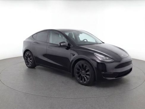 Used 2021 Tesla Model Y Long Range AWD/4WD image 2
