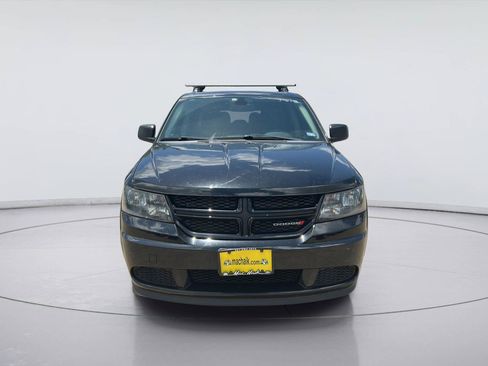 Used 2018 Dodge Journey SE w/ Popular Equipment Group FWD image 3
