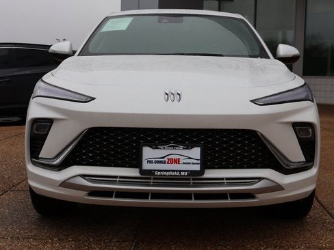 Used 2025 Buick Envista Avenir image 8