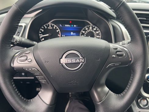 Certified 2024 Nissan Murano SV w/ SV Midnight Edition Package image 62