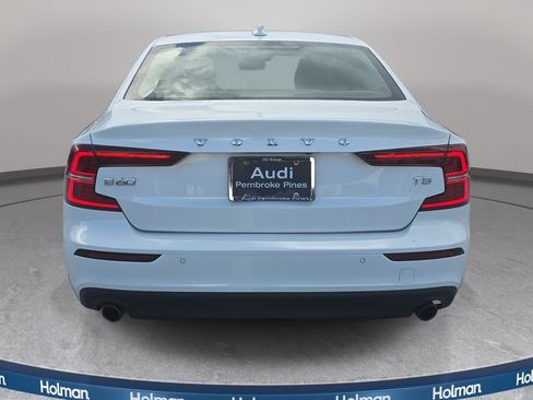 Used 2020 Volvo S60 T5 Momentum FWD image 7