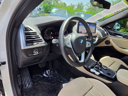 Used 2025 BMW X4 xDrive30i w/ Premium Package AWD/4WD image 26