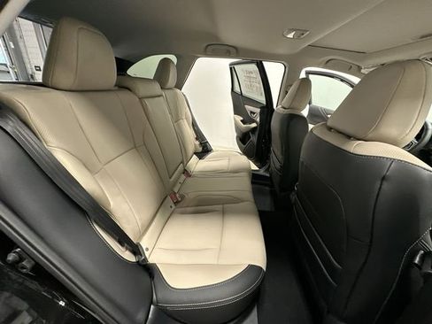 Certified 2025 Subaru Outback Limited image 24