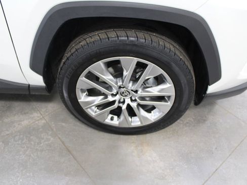 Used 2020 Toyota RAV4 Limited image 61