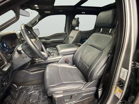 Used 2022 Ford F150 Lariat w/ Equipment Group 502A High image 23