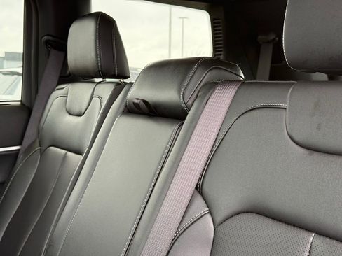New 2025 Jeep Grand Cherokee L Limited w/ Luxury Tech Group II AWD/4WD image 33