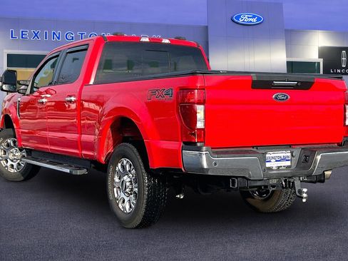 Used 2022 Ford F250 Lariat w/ Chrome Package image 4