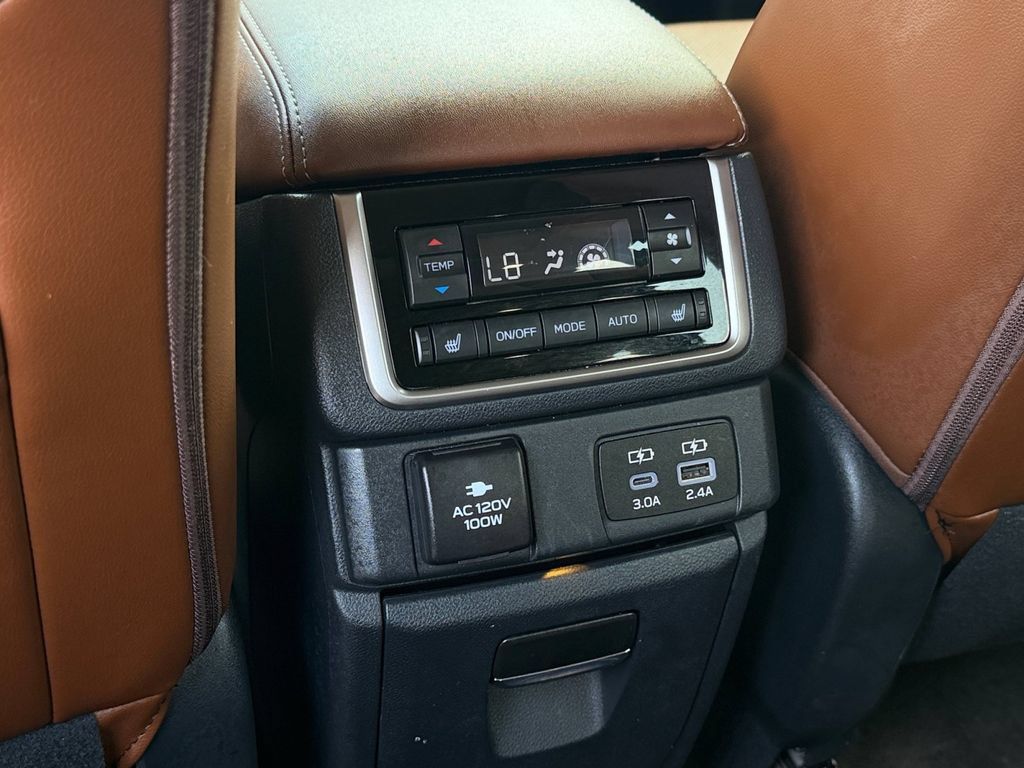 Used 2024 Subaru Ascent Touring w/ Popular Package #2 AWD/4WD image 19