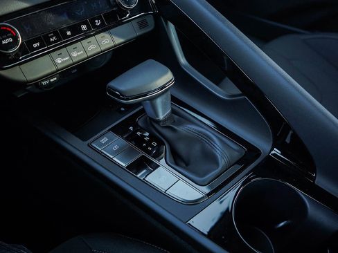 New 2026 Hyundai Elantra Sport FWD image 24