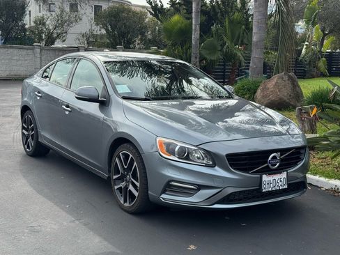 Used 2018 Volvo S60 T5 Dynamic w/ Vision Package FWD image 4
