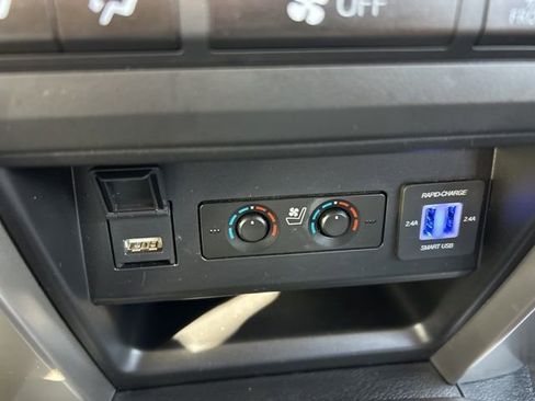 Used 2023 Toyota 4Runner Limited image 19