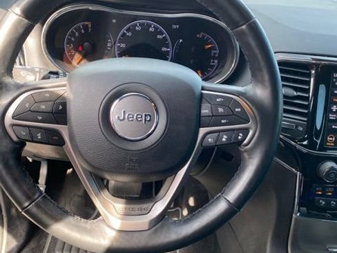 Used 2021 Jeep Grand Cherokee Limited w/ Quick Order Package 28K 80th AWD/4WD image 12