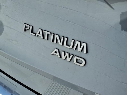 Used 2024 Nissan Rogue Platinum w/ Platinum Premium Package image 5