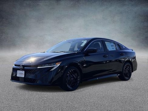 New 2026 Nissan Sentra SR w/ Floor Mat Package FWD image 5