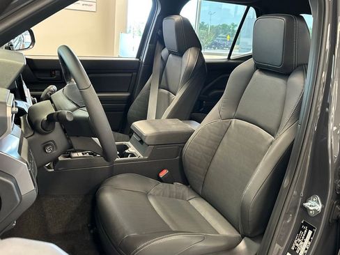 New 2026 Toyota 4Runner TRD Sport Premium AWD/4WD image 9