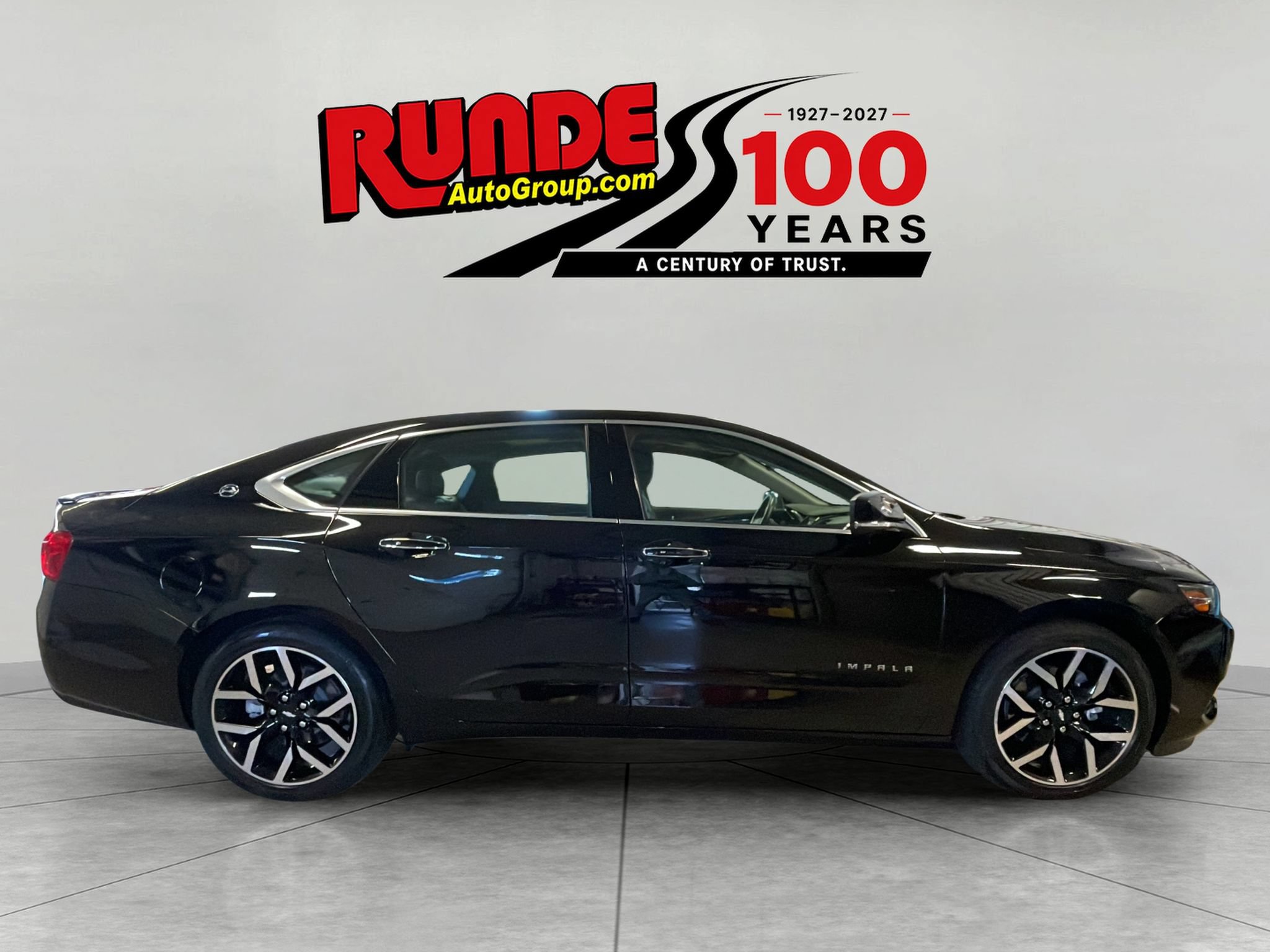 Used 2017 Chevrolet Impala Premier FWD image 6