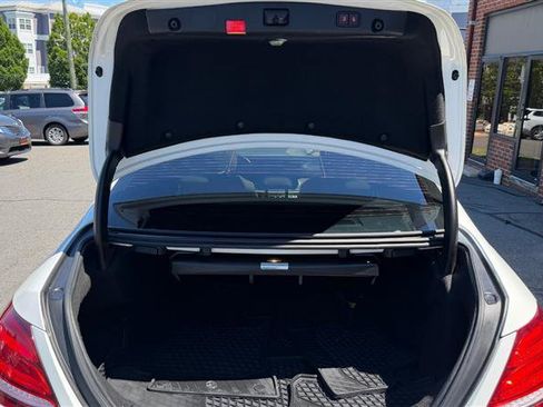 Used 2017 Mercedes-Benz E 300 image 11