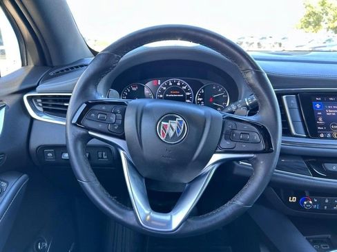 Used 2022 Buick Enclave Premium image 14