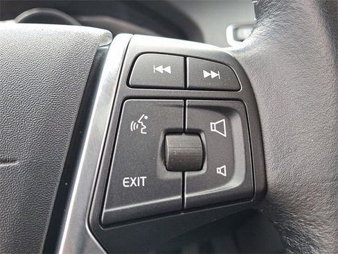 Used 2016 Volvo V60 T5 Cross Country w/ Convenience Package image 23