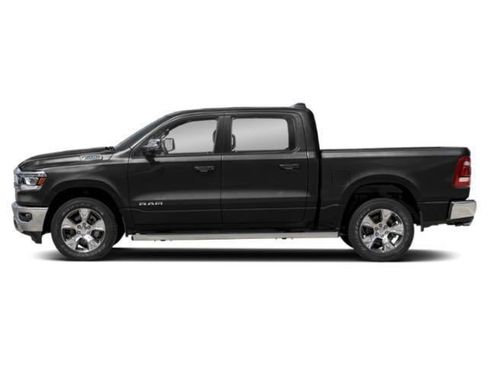 Used 2023 RAM 1500 Laramie AWD/4WD image 2