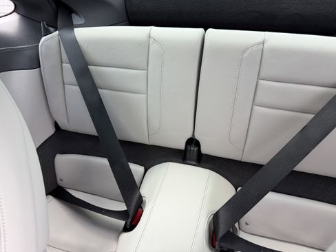 Certified 2021 Porsche 911 Carrera 4S image 16