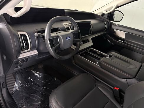 Used 2025 Ford Expedition Max Active AWD/4WD image 20