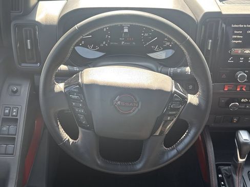 Used 2025 Nissan Frontier Pro-X RWD image 23