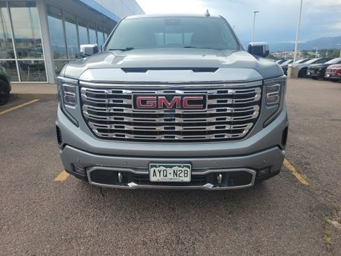 Used 2023 GMC Sierra 1500 Denali w/ Denali Reserve Package AWD/4WD image 8